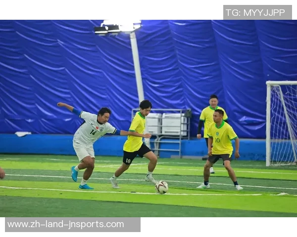 足球网友热议世界杯精彩瞬间与球员表现分析 足球网友热议世界杯精彩瞬间与球员表现分析